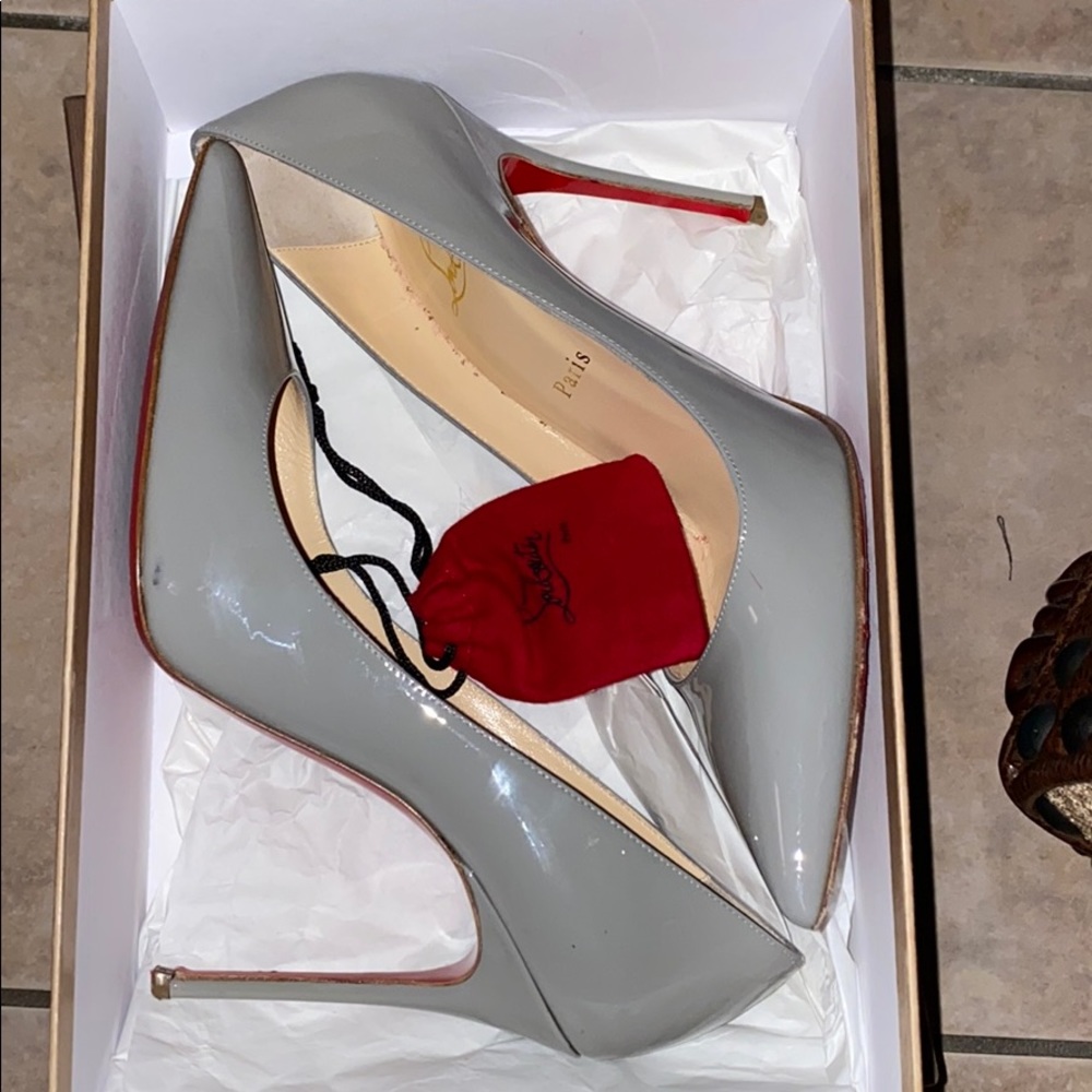 Christian Louboutin Pump